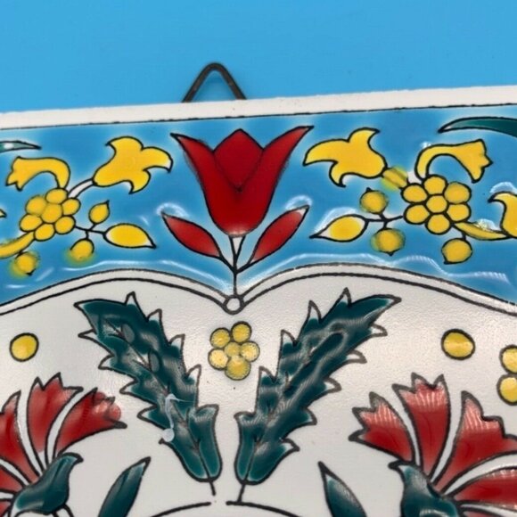 Vintage, Early, H&R Johnson, Greece, Philkeram Johnson 6" Tile Blue Red Tulips - Picture 4 of 7